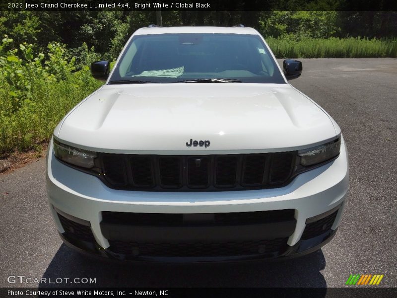 Bright White / Global Black 2022 Jeep Grand Cherokee L Limited 4x4