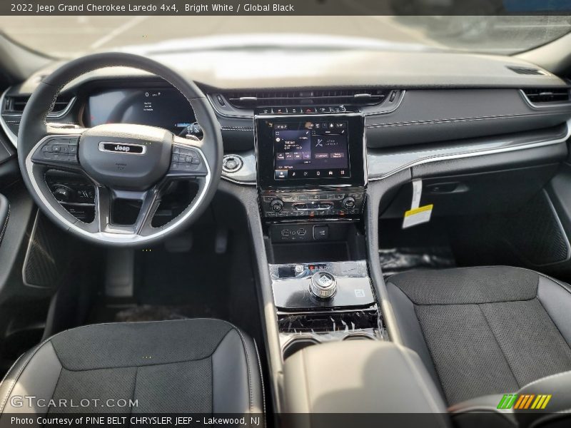 Bright White / Global Black 2022 Jeep Grand Cherokee Laredo 4x4
