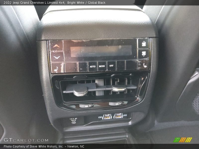 Bright White / Global Black 2022 Jeep Grand Cherokee L Limited 4x4