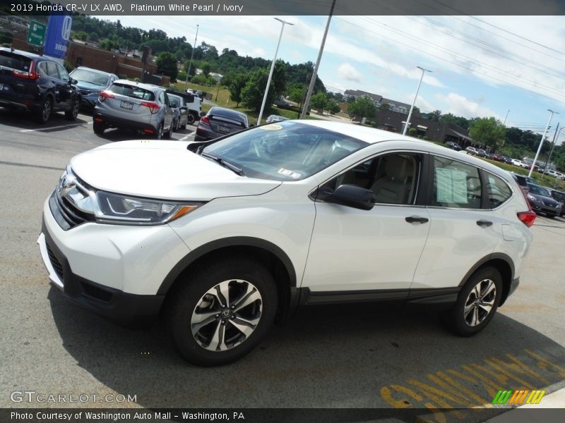 Platinum White Pearl / Ivory 2019 Honda CR-V LX AWD