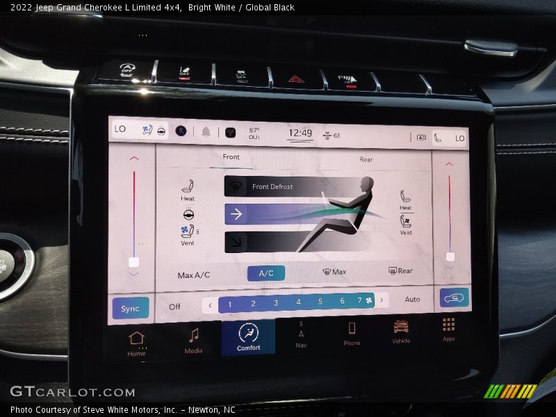 Bright White / Global Black 2022 Jeep Grand Cherokee L Limited 4x4