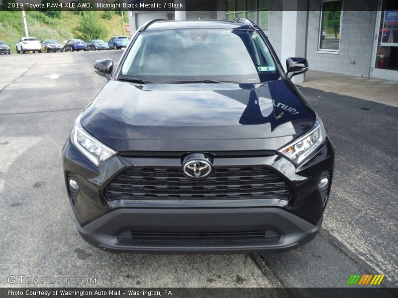 Midnight Black Metallic / Black 2019 Toyota RAV4 XLE AWD