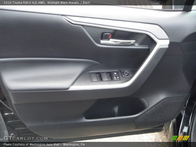 Midnight Black Metallic / Black 2019 Toyota RAV4 XLE AWD