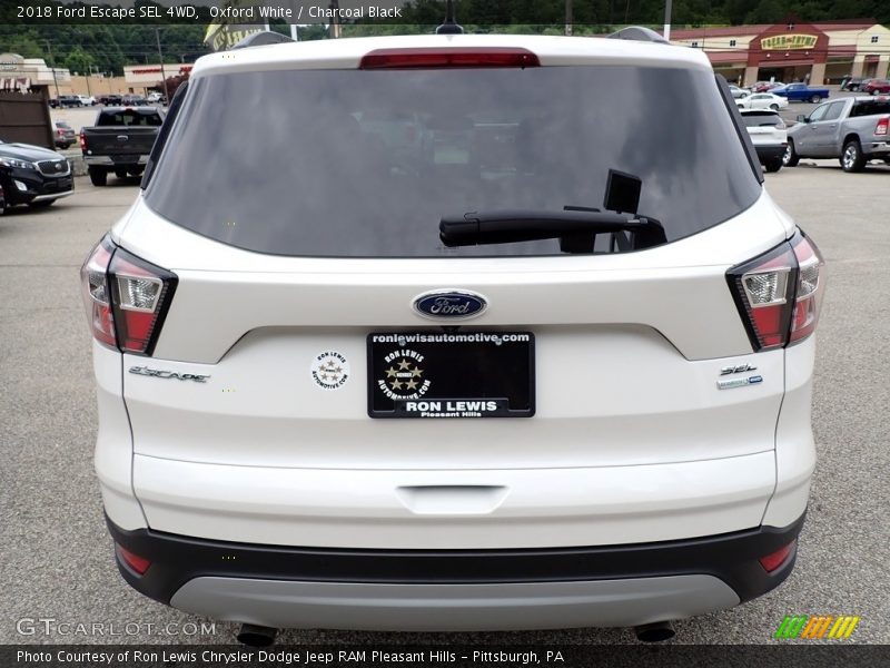 Oxford White / Charcoal Black 2018 Ford Escape SEL 4WD