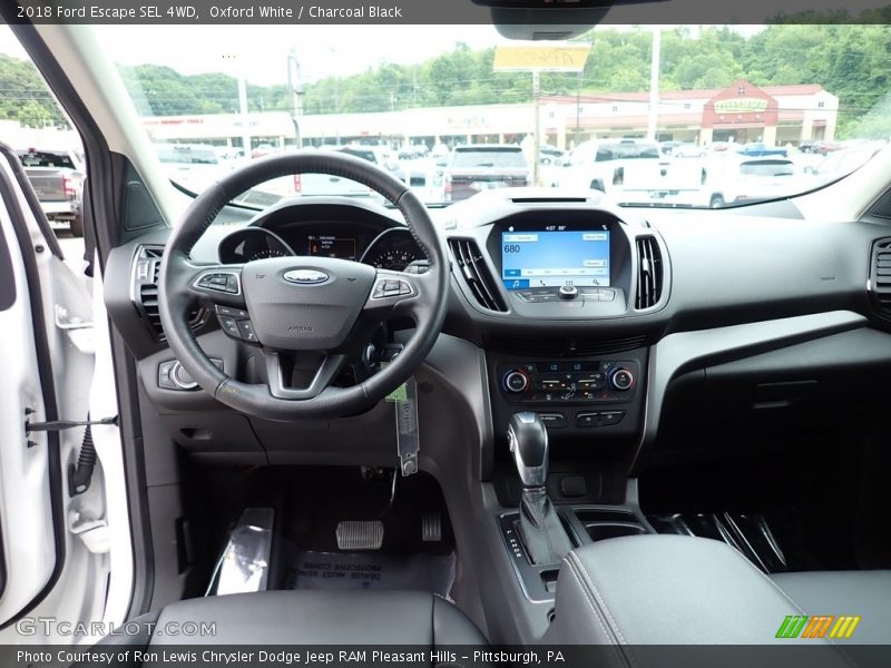 Oxford White / Charcoal Black 2018 Ford Escape SEL 4WD