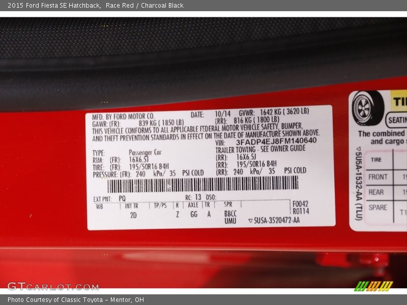 Race Red / Charcoal Black 2015 Ford Fiesta SE Hatchback