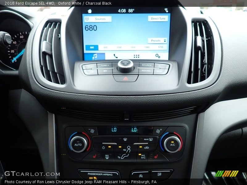 Oxford White / Charcoal Black 2018 Ford Escape SEL 4WD