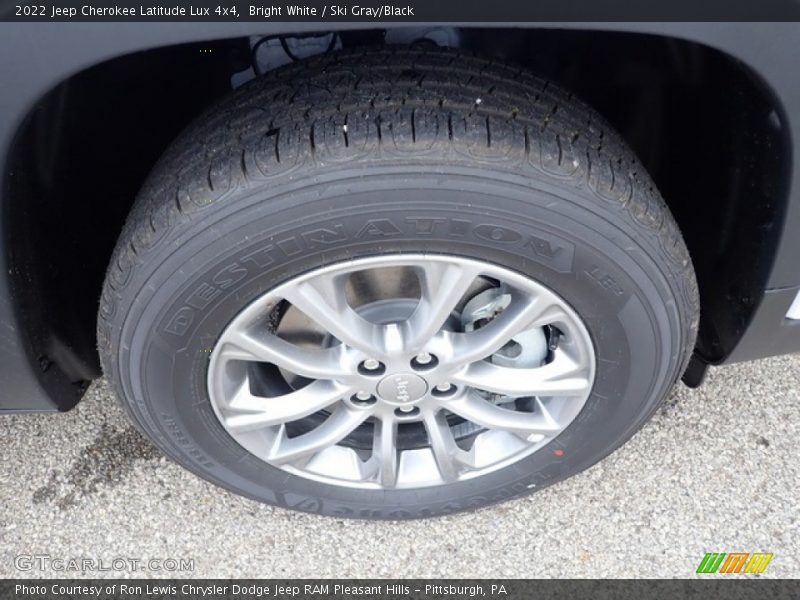 Bright White / Ski Gray/Black 2022 Jeep Cherokee Latitude Lux 4x4