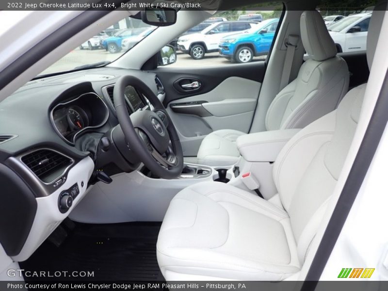 Bright White / Ski Gray/Black 2022 Jeep Cherokee Latitude Lux 4x4