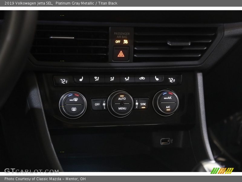 Platinum Gray Metallic / Titan Black 2019 Volkswagen Jetta SEL