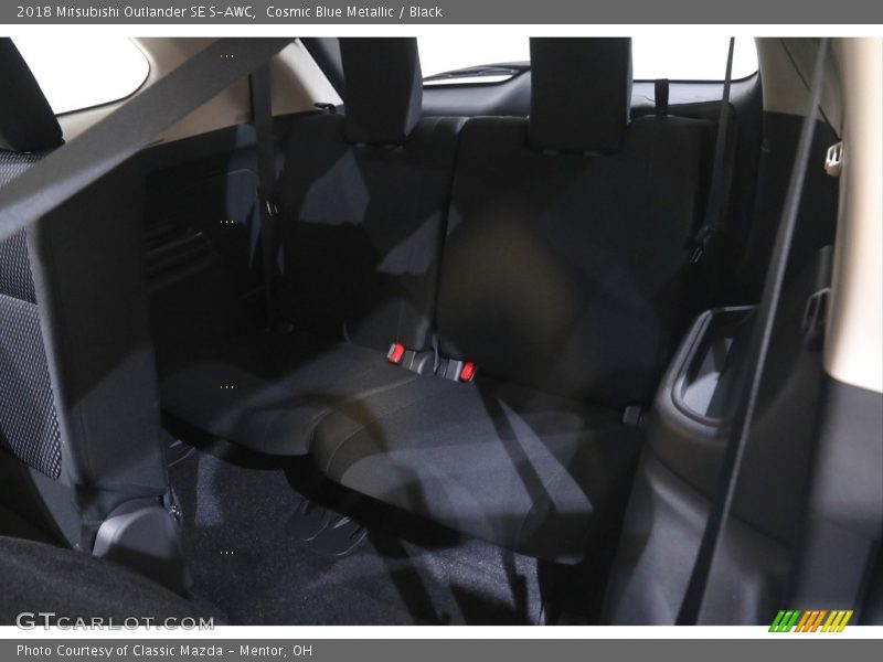 Cosmic Blue Metallic / Black 2018 Mitsubishi Outlander SE S-AWC
