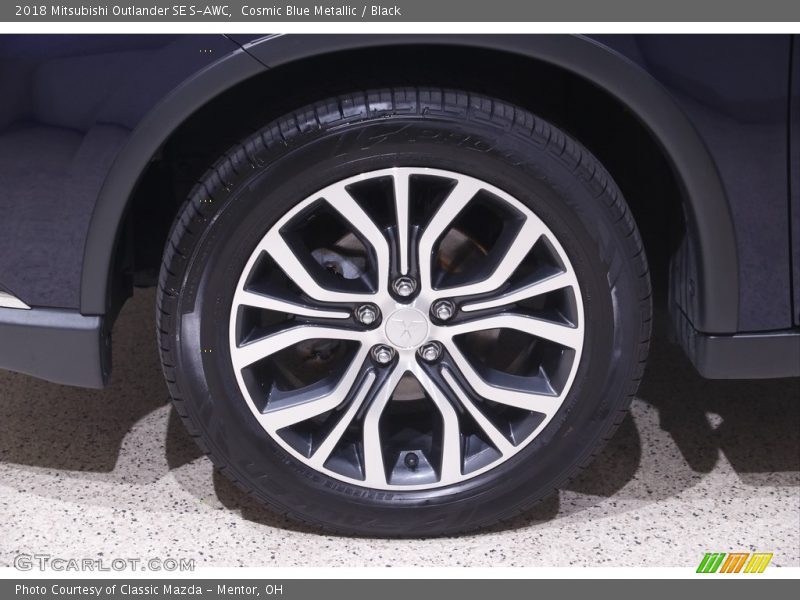Cosmic Blue Metallic / Black 2018 Mitsubishi Outlander SE S-AWC