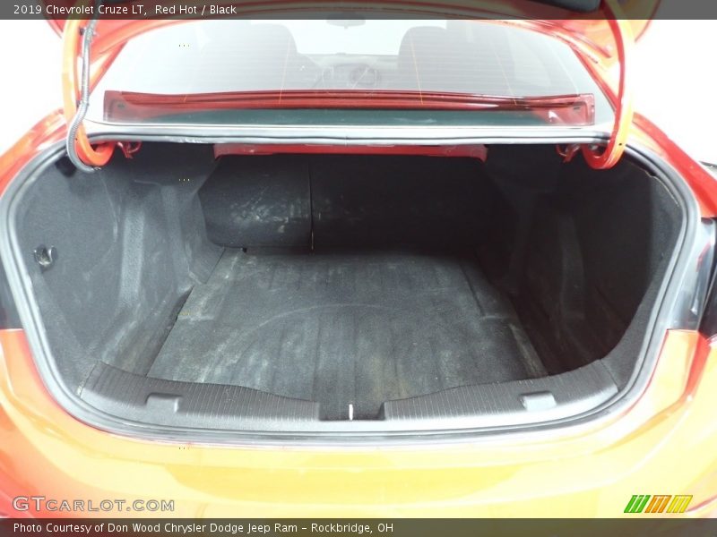  2019 Cruze LT Trunk
