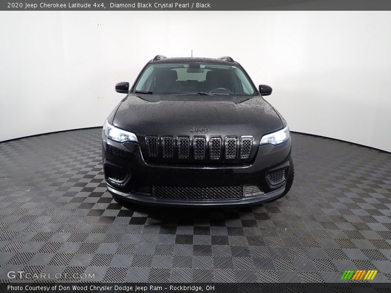 Diamond Black Crystal Pearl / Black 2020 Jeep Cherokee Latitude 4x4