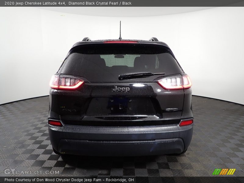 Diamond Black Crystal Pearl / Black 2020 Jeep Cherokee Latitude 4x4