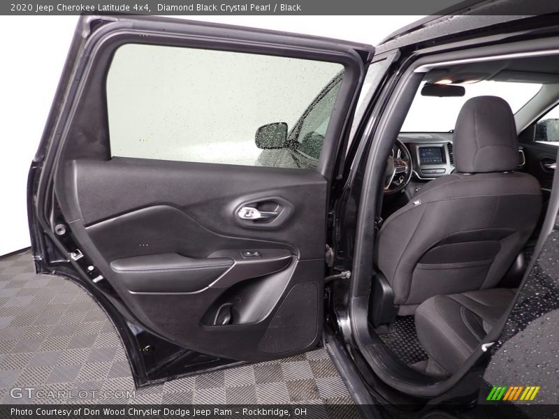 Diamond Black Crystal Pearl / Black 2020 Jeep Cherokee Latitude 4x4