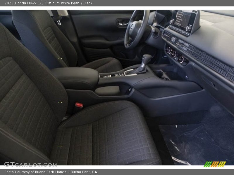 Platinum White Pearl / Black 2023 Honda HR-V LX