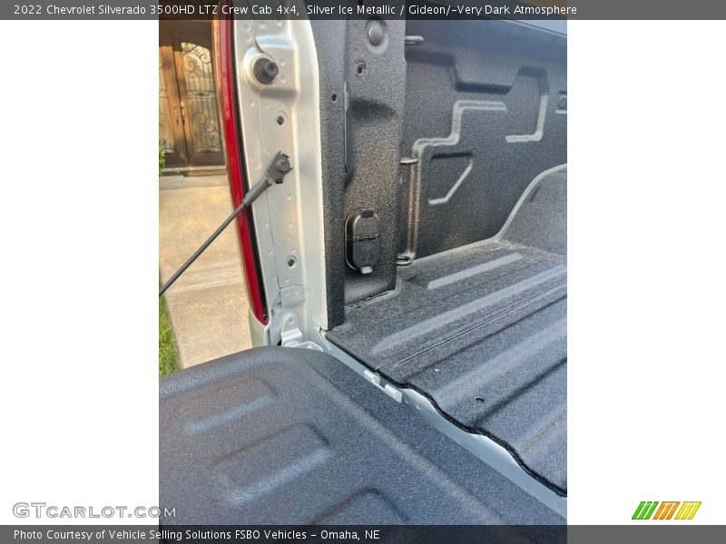 Silver Ice Metallic / Gideon/­Very Dark Atmosphere 2022 Chevrolet Silverado 3500HD LTZ Crew Cab 4x4