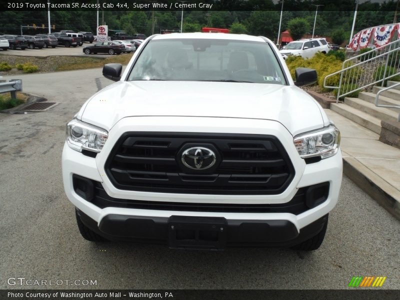 Super White / Cement Gray 2019 Toyota Tacoma SR Access Cab 4x4