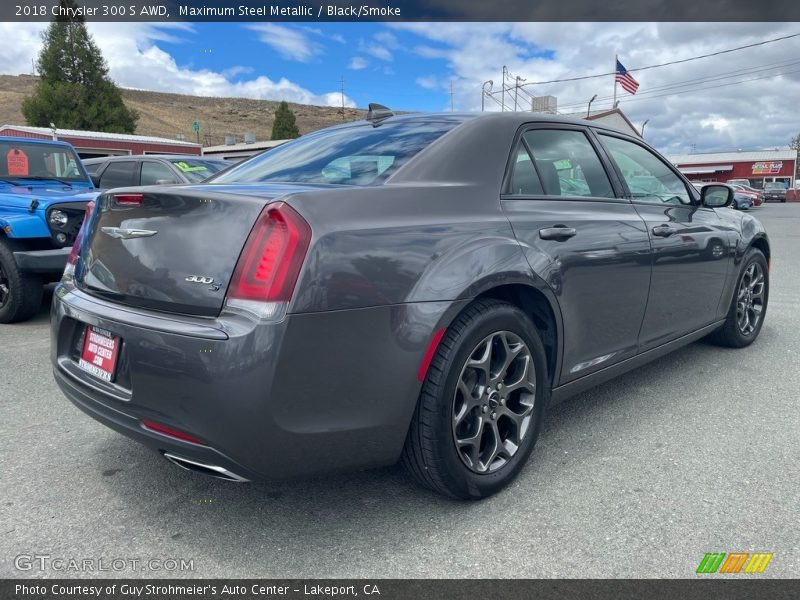 Maximum Steel Metallic / Black/Smoke 2018 Chrysler 300 S AWD