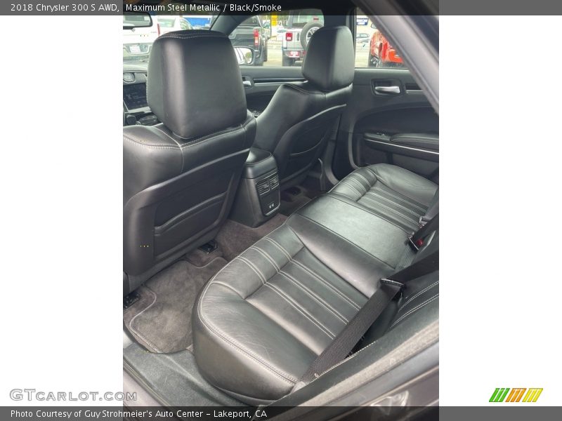 Maximum Steel Metallic / Black/Smoke 2018 Chrysler 300 S AWD