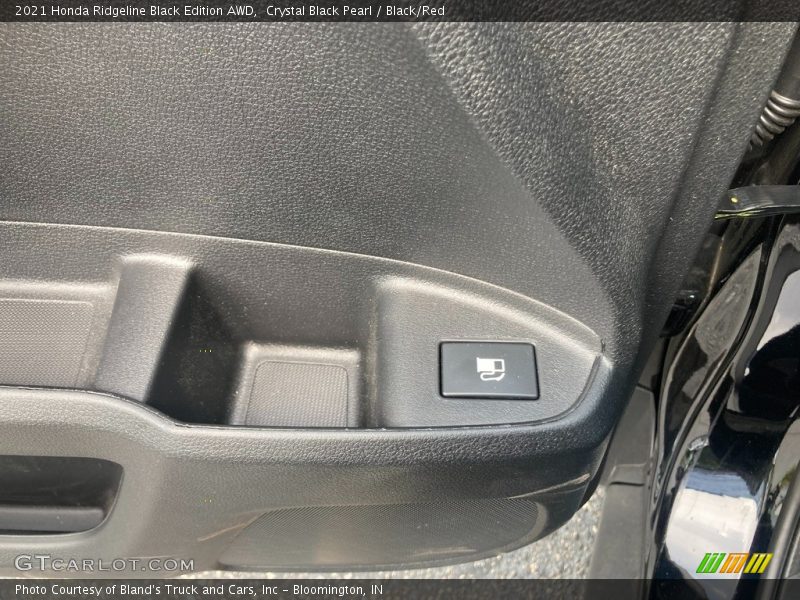 Crystal Black Pearl / Black/Red 2021 Honda Ridgeline Black Edition AWD