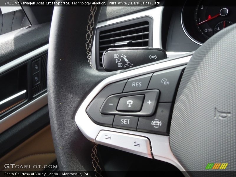 Pure White / Dark Beige/Black 2021 Volkswagen Atlas Cross Sport SE Technology 4Motion