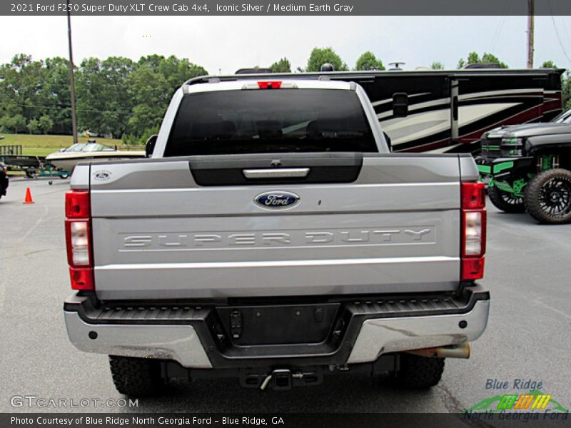 Iconic Silver / Medium Earth Gray 2021 Ford F250 Super Duty XLT Crew Cab 4x4