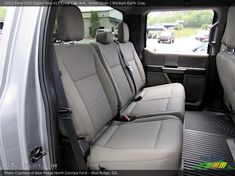 Iconic Silver / Medium Earth Gray 2021 Ford F250 Super Duty XLT Crew Cab 4x4