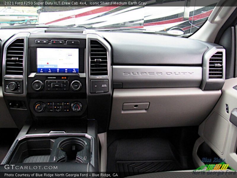 Iconic Silver / Medium Earth Gray 2021 Ford F250 Super Duty XLT Crew Cab 4x4