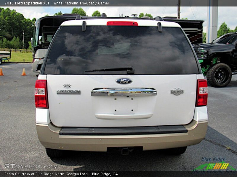 White Platinum Tri-Coat / Camel 2013 Ford Expedition XLT