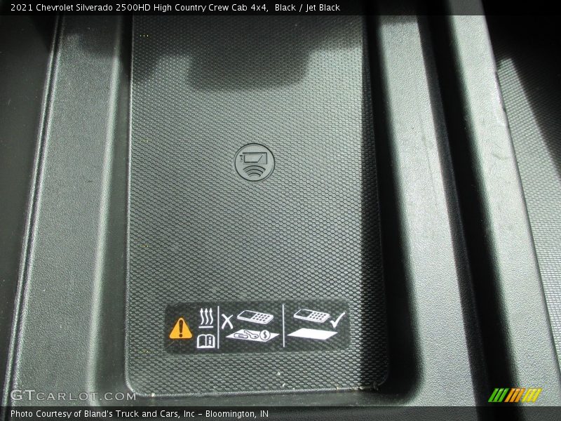 Black / Jet Black 2021 Chevrolet Silverado 2500HD High Country Crew Cab 4x4
