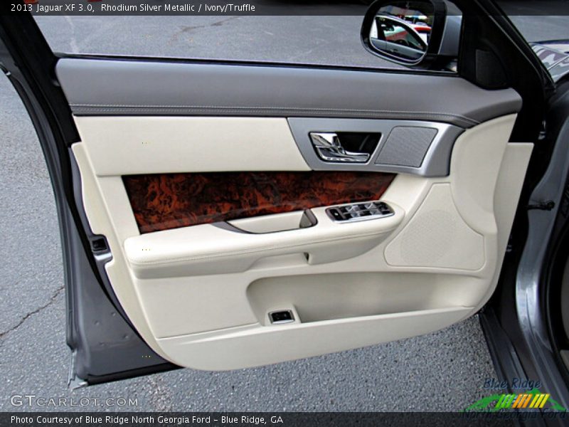 Rhodium Silver Metallic / Ivory/Truffle 2013 Jaguar XF 3.0