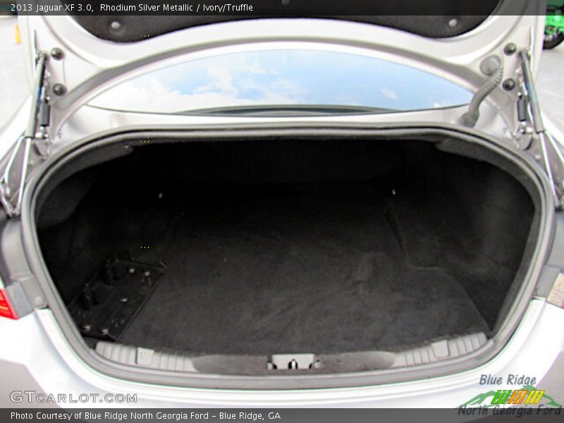 Rhodium Silver Metallic / Ivory/Truffle 2013 Jaguar XF 3.0