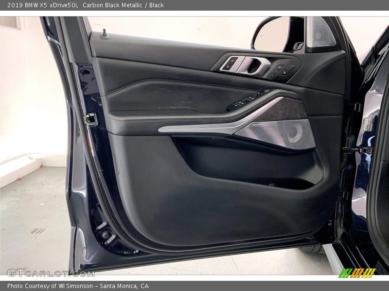 Carbon Black Metallic / Black 2019 BMW X5 xDrive50i
