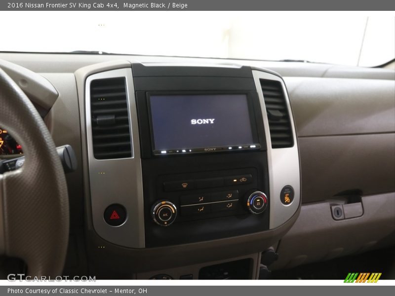 Magnetic Black / Beige 2016 Nissan Frontier SV King Cab 4x4