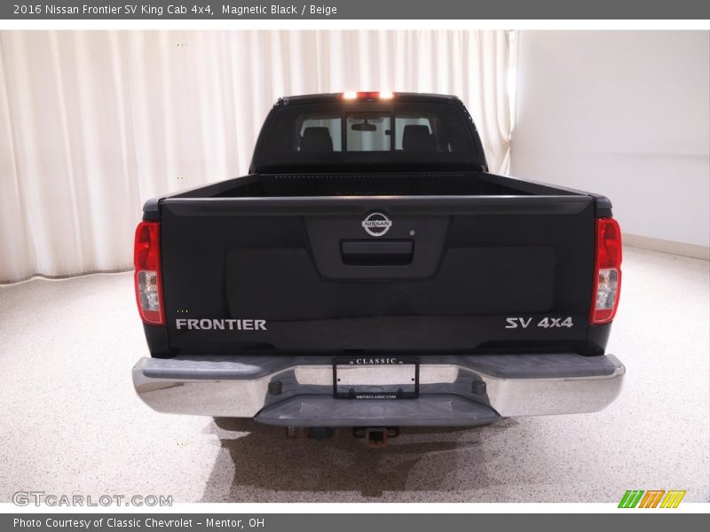 Magnetic Black / Beige 2016 Nissan Frontier SV King Cab 4x4