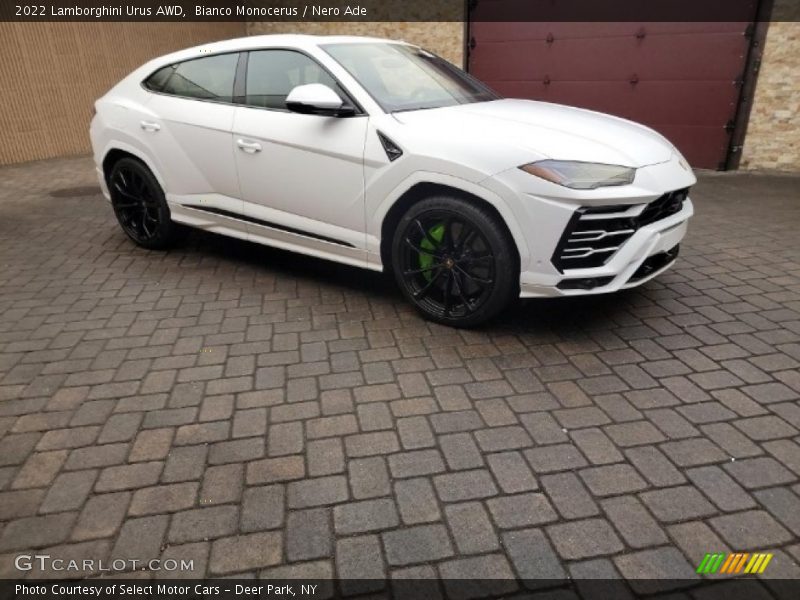 Bianco Monocerus / Nero Ade 2022 Lamborghini Urus AWD