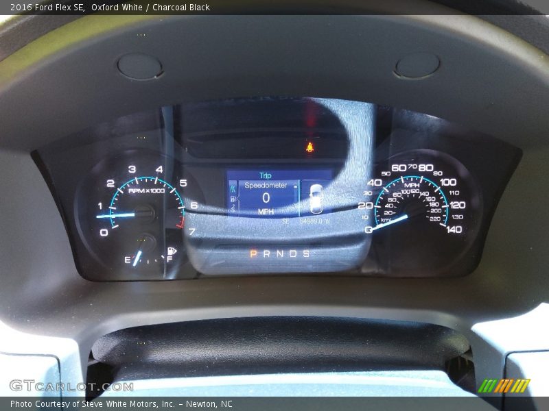 Oxford White / Charcoal Black 2016 Ford Flex SE