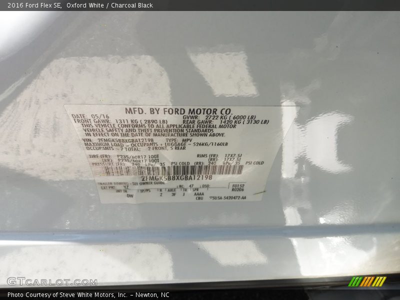 Oxford White / Charcoal Black 2016 Ford Flex SE