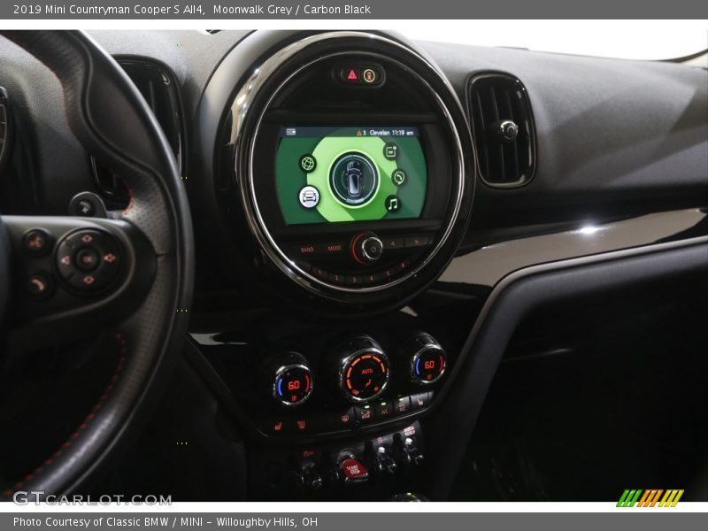 Moonwalk Grey / Carbon Black 2019 Mini Countryman Cooper S All4