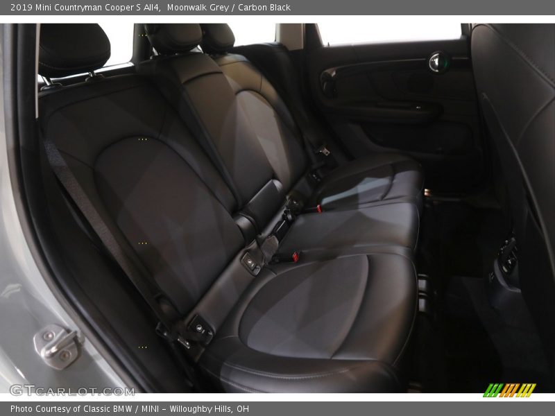 Moonwalk Grey / Carbon Black 2019 Mini Countryman Cooper S All4