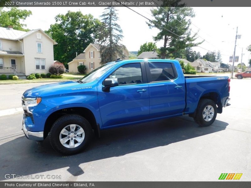 Glacier Blue Metallic / Jet Black 2022 Chevrolet Silverado 1500 LT Crew Cab 4x4