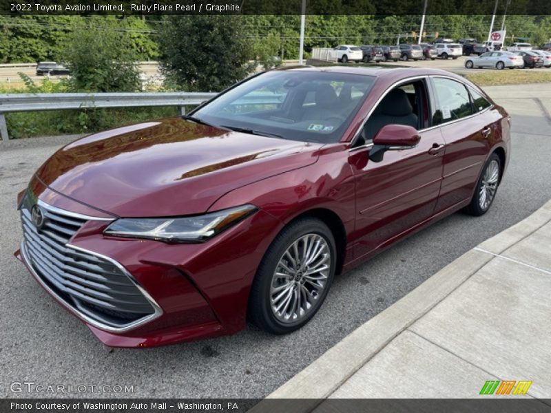 Front 3/4 View of 2022 Avalon Limited