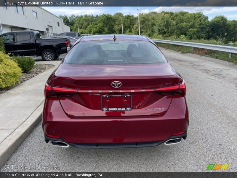 Ruby Flare Pearl / Graphite 2022 Toyota Avalon Limited