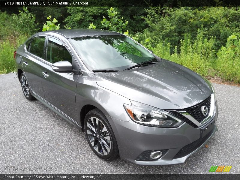 Gun Metallic / Charcoal 2019 Nissan Sentra SR