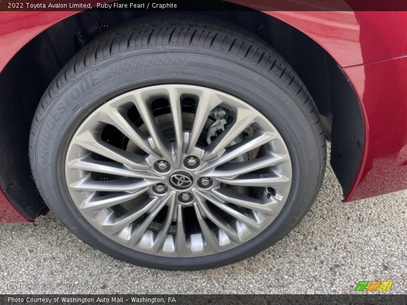 Ruby Flare Pearl / Graphite 2022 Toyota Avalon Limited