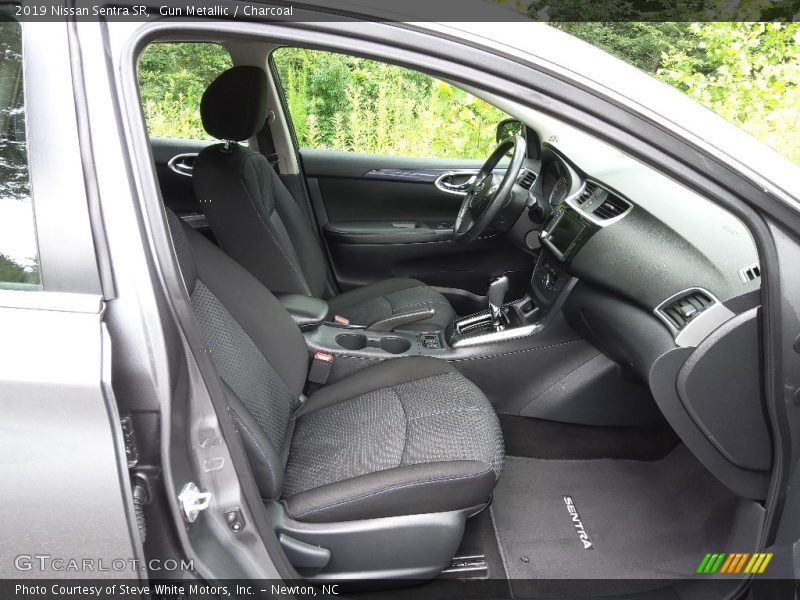Gun Metallic / Charcoal 2019 Nissan Sentra SR