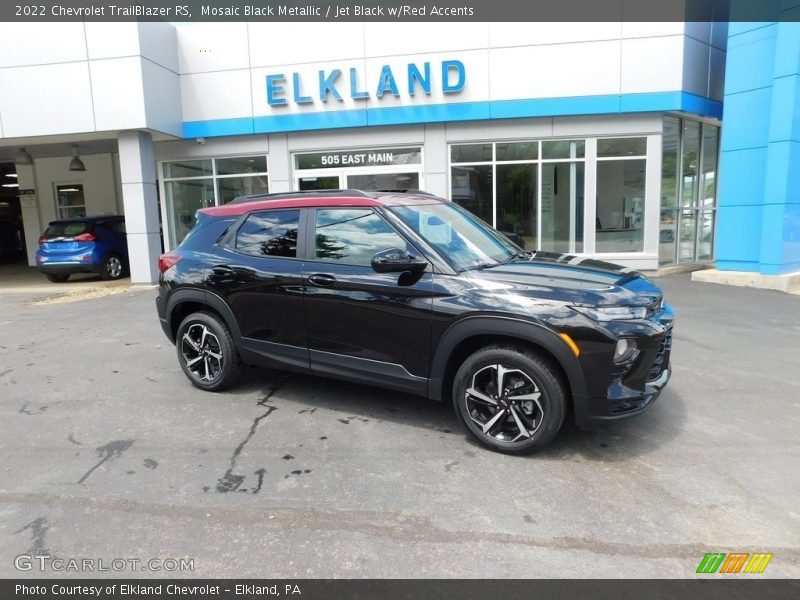 Mosaic Black Metallic / Jet Black w/Red Accents 2022 Chevrolet TrailBlazer RS