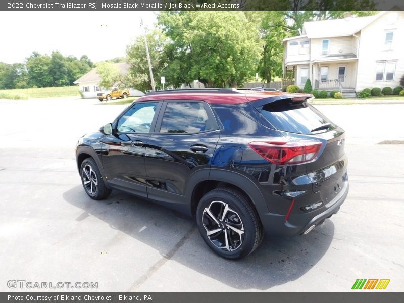 Mosaic Black Metallic / Jet Black w/Red Accents 2022 Chevrolet TrailBlazer RS